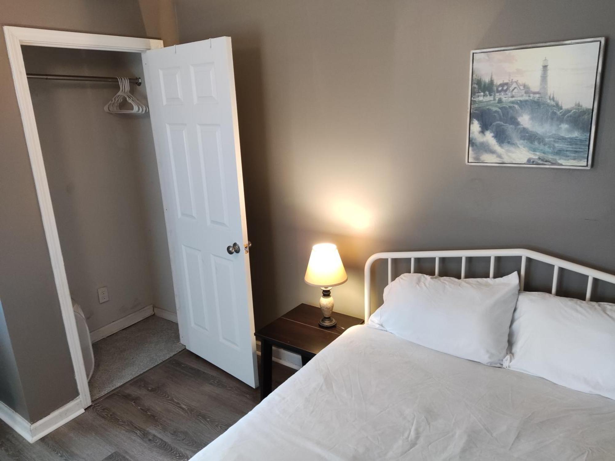 Lights Hideaway- Near Downtown Homestay Indianapolis